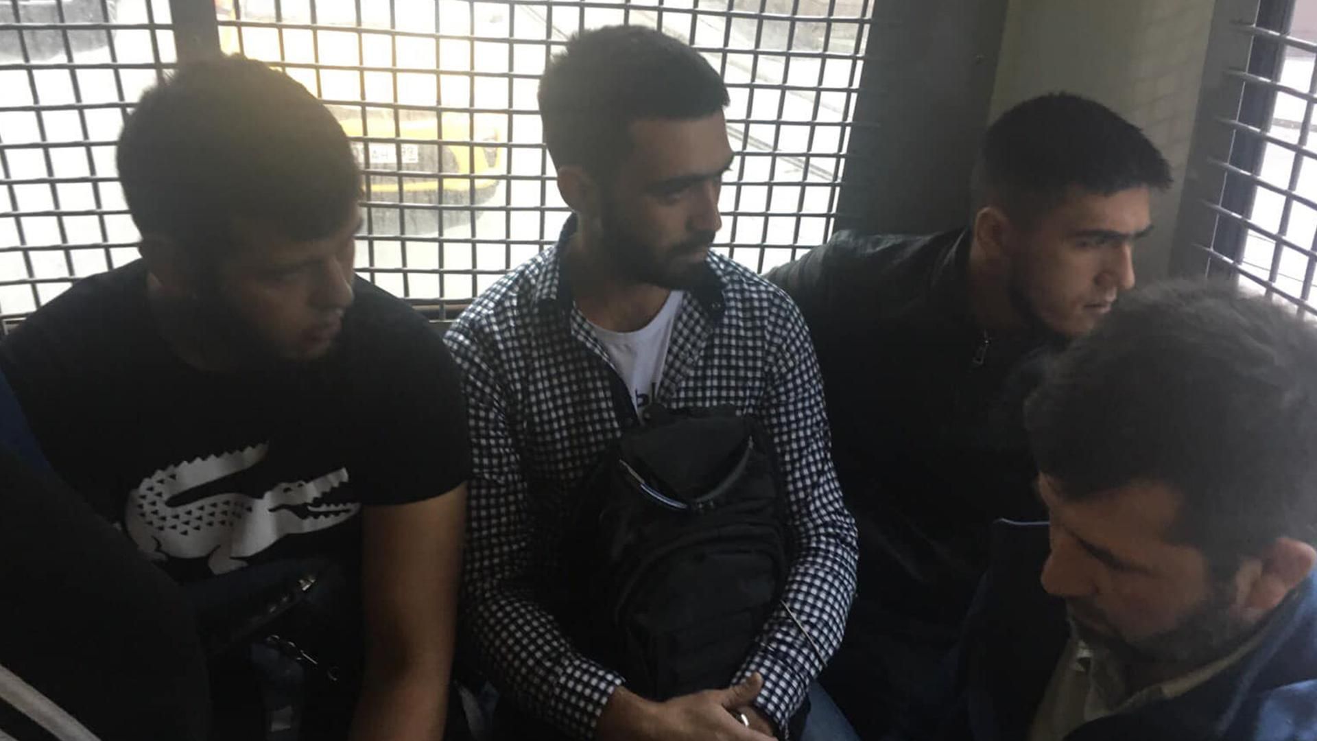 В Москве силовики задержали полсотни крымских татар