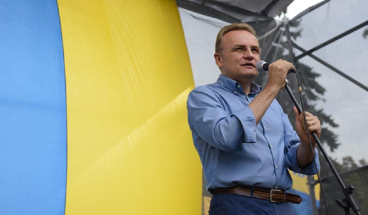 Садовий закликає Зеленського представити бачення розвитку країни Садовий закликає Зеленського представити бачення розвитку країни