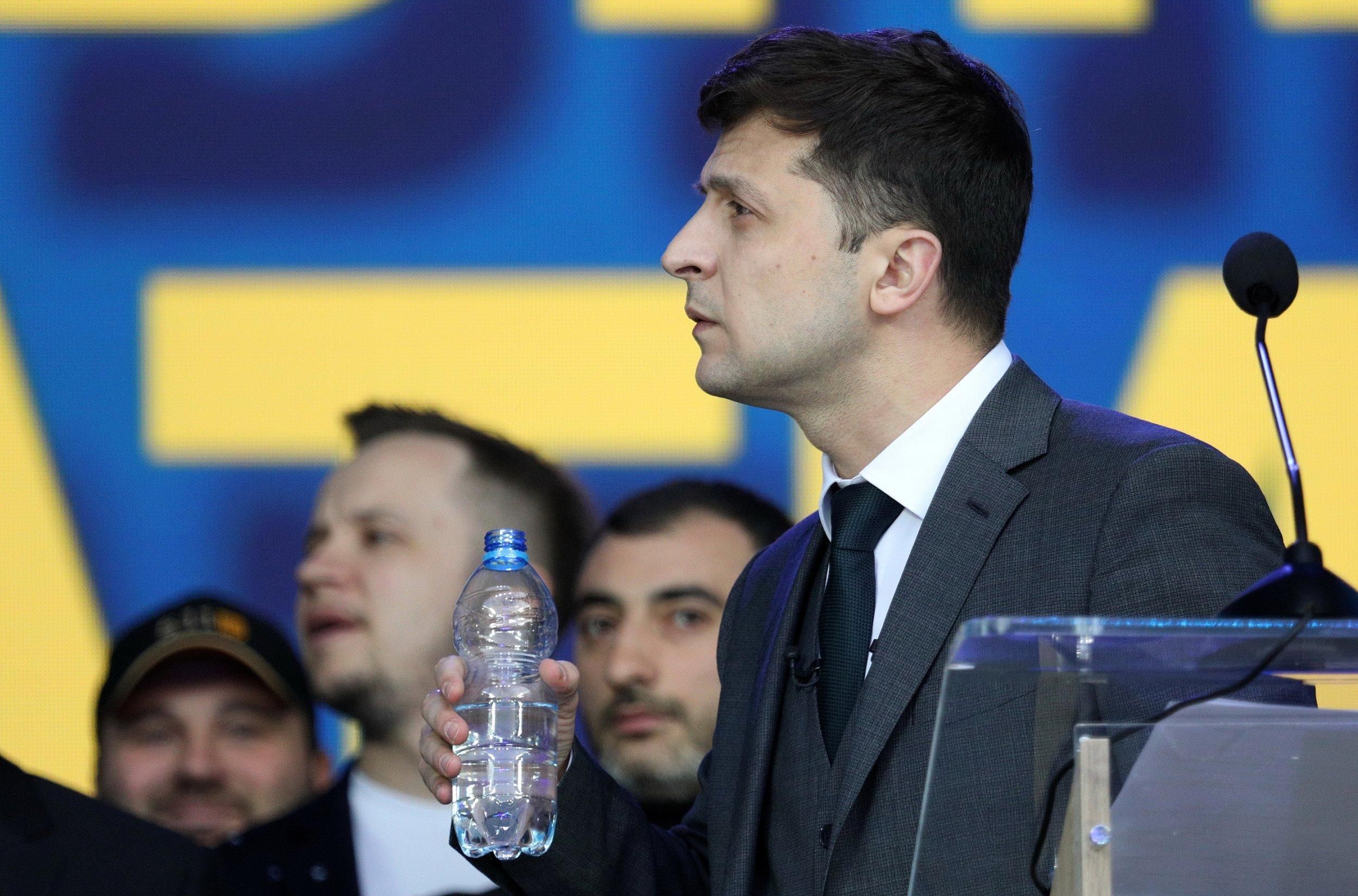 У Зеленського прокоментували законопроект про люстрацію: можуть потрапити не всі У Зеленського прокоментували законопроект про люстрацію: можуть потрапити не всі