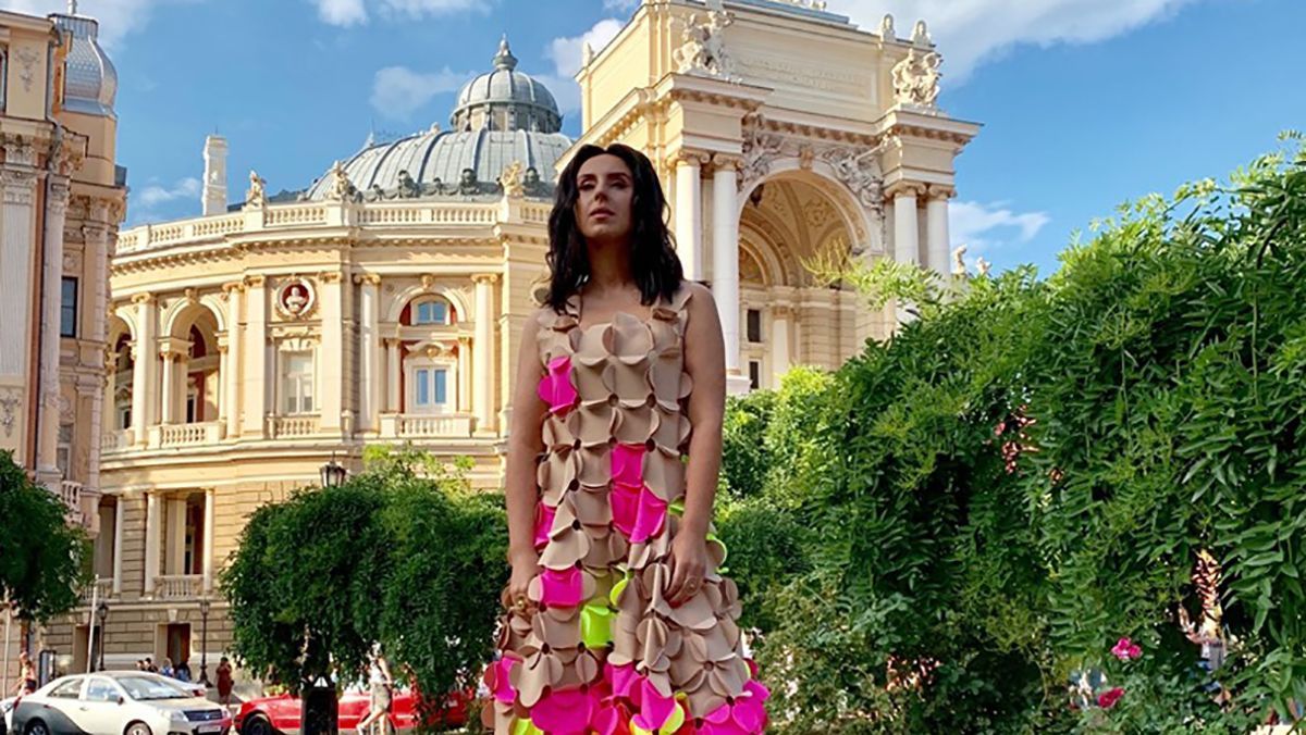 Джамала сменила три роскошных платья на Одесском кинофестивале: фото
