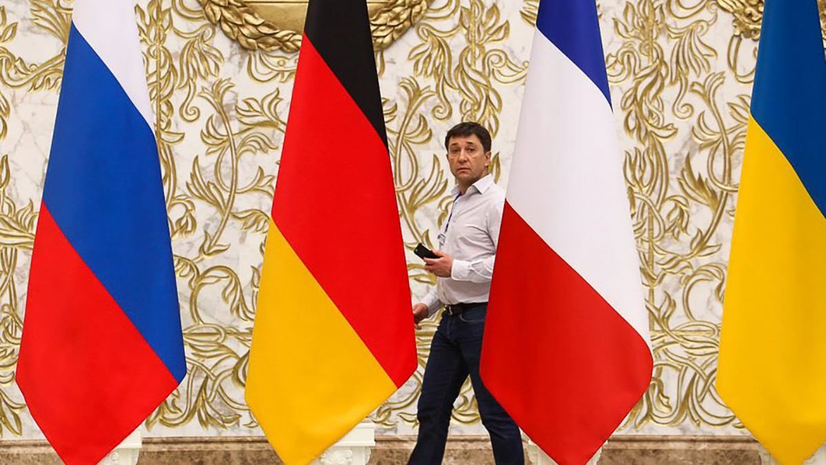 Состоялась первая встреча "нормандской четверки": о чем говорили Состоялась первая встреча "нормандской четверки": о чем говорили