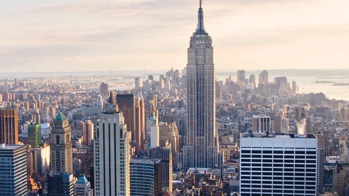 Блэкаут в Нью-Йорке: более 70 тысяч человек остались без света Блэкаут в Нью-Йорке: более 70 тысяч человек остались без света