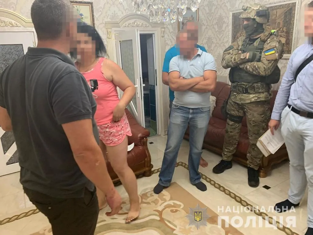 обшуки Закарпаття підкуп виборців поліція обшуки Закарпаття підкуп виборців поліція