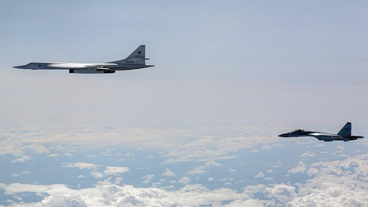 Финляндия подняла в воздух истребители из-за российских военных самолетов