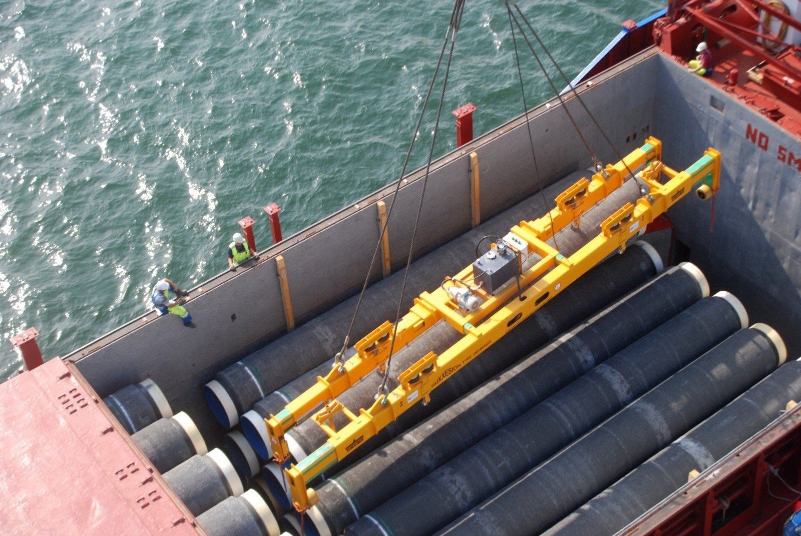 "Північний потік" зупинився: у Росії стверджують, що все під контролем "Північний потік" зупинився: у Росії стверджують, що все під контролем