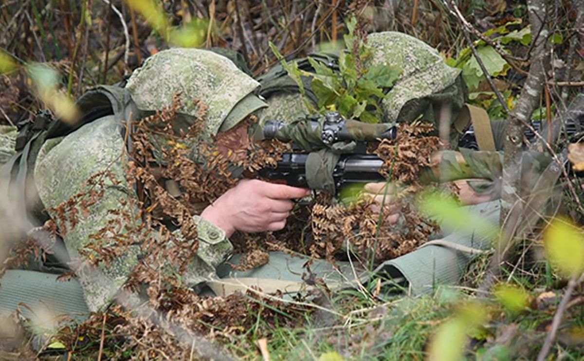 Росія перекидає на Донбас додаткові снайперські підрозділи, – розвідка Росія перекидає на Донбас додаткові снайперські підрозділи, – розвідка