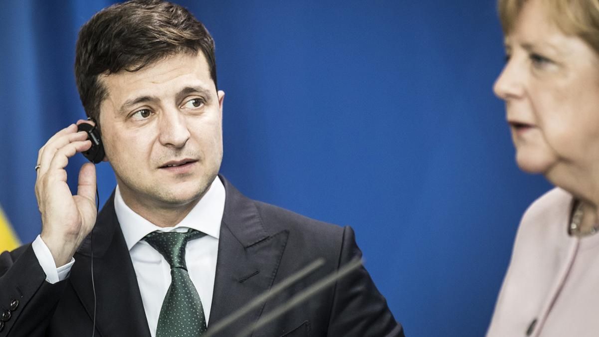 Зеленський провів телефонну розмову з Меркель: говорили про транзит газу та війну Зеленський провів телефонну розмову з Меркель: говорили про транзит газу та війну