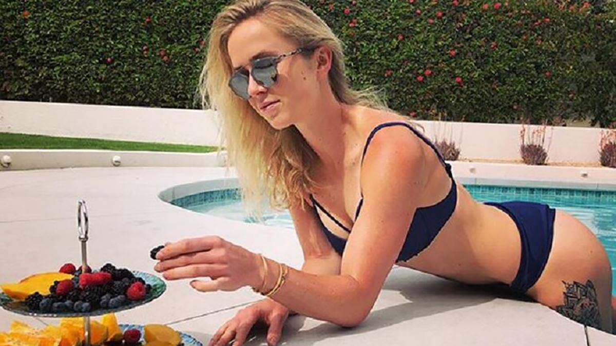 Під українським сонцем: Світоліна показала гаряче фото з відпочинку в Одесі Під українським сонцем: Світоліна показала гаряче фото з відпочинку в Одесі