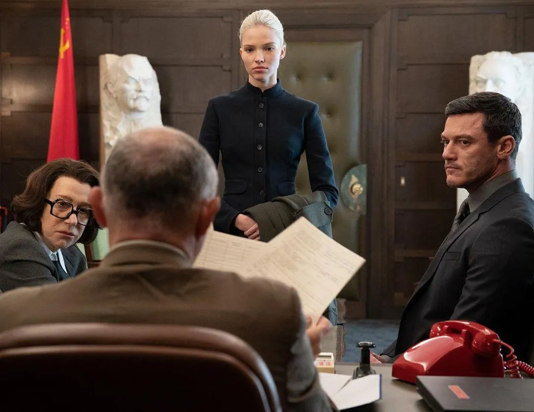 Фільм "Анна" 2019 Фільм "Анна" 2019