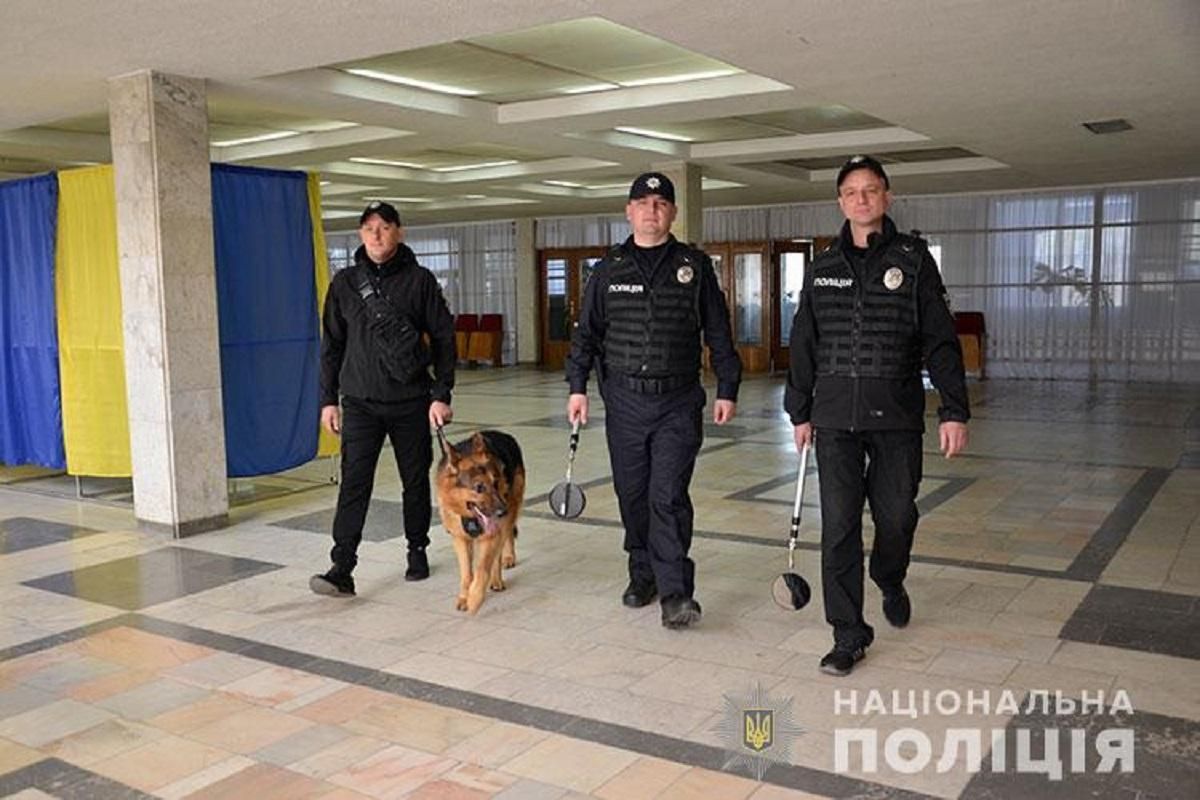 В округе, где баллотируется скандальный Пашинский, выявили нарушения избирательного процесса В округе, где баллотируется скандальный Пашинский, выявили нарушения избирательного процесса