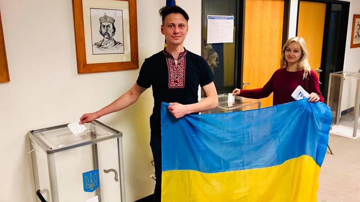 Голосування на позачергових виборах до Ради офіційно завершилось Голосування на позачергових виборах до Ради офіційно завершилось