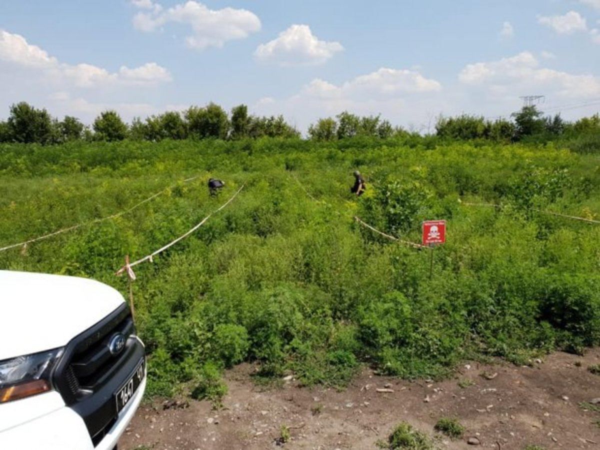 Вибухонебезпечна ситуація на КПВВ "Майорське": пункт пропуску закриють ще на добу