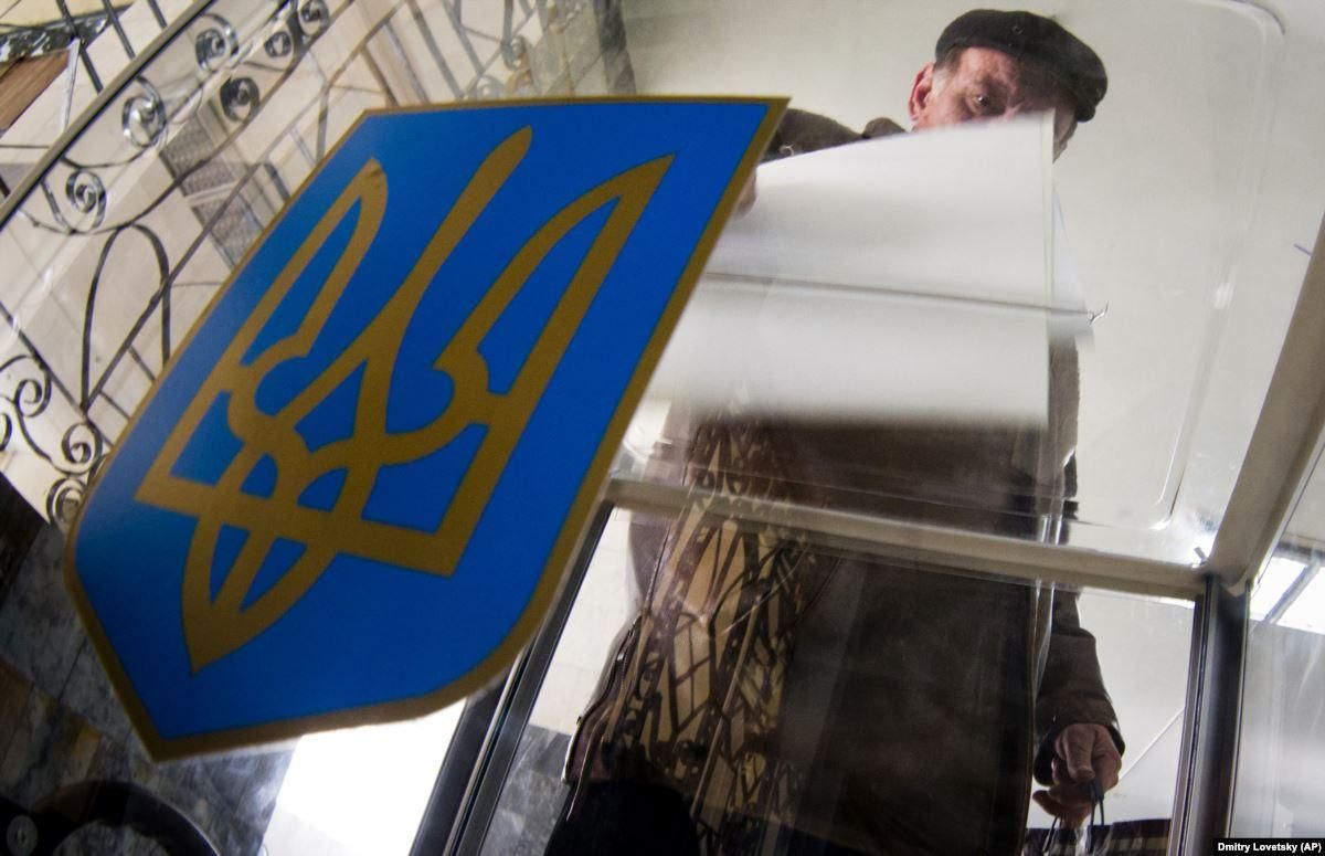 Рекордні за кількістю незаконної агітації, – КВУ про парламентські вибори 2019 Рекордні за кількістю незаконної агітації, – КВУ про парламентські вибори 2019