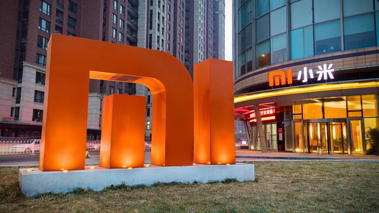 Xiaomi придумала новый дизайн безрамочных смартфонов: фото