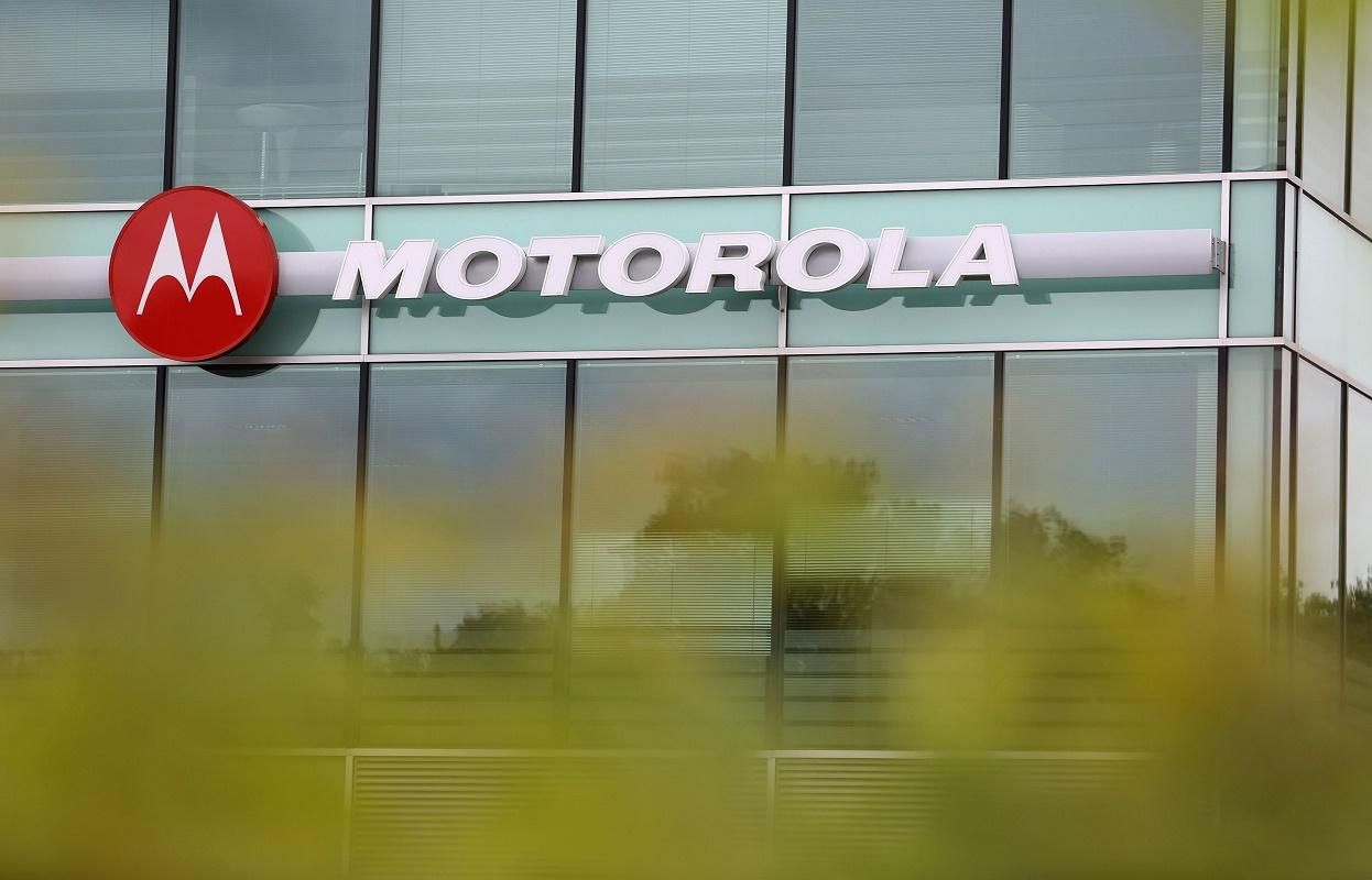 Алло став офіційним дистриб’ютором смартфонів Motorola 