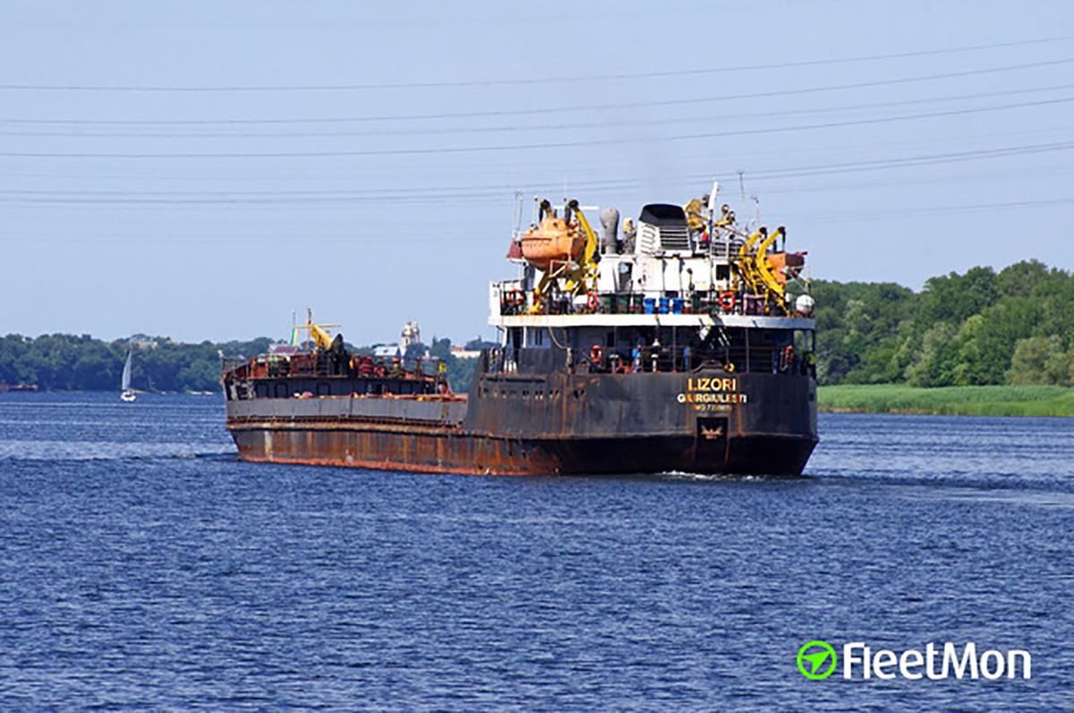 В Росії затримали судно з 14 українцями на борту