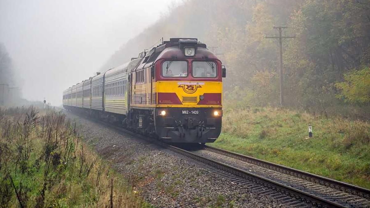 Загадкова смерть 11-річного хлопчика біля колії на Хмельниччині: деталі від поліції Загадкова смерть 11-річного хлопчика біля колії на Хмельниччині: деталі від поліції