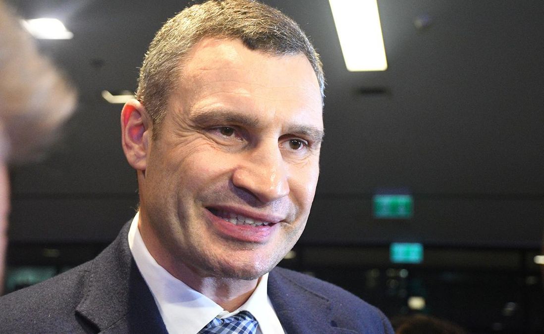 Кличко навів аргументи, чому вважає незаконним своє ймовірне звільнення Кличко навів аргументи, чому вважає незаконним своє ймовірне звільнення