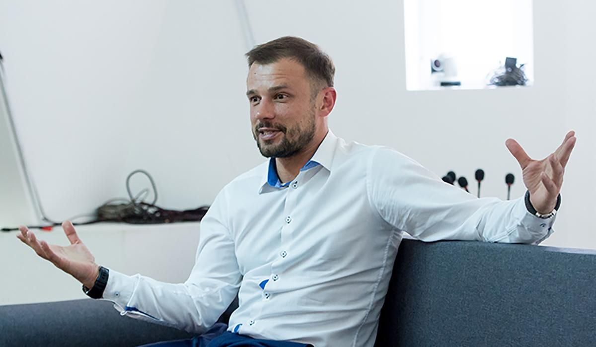 У "Слузі народу" назвали головного претендента на посаду очільника Міносвіти У "Слузі народу" назвали головного претендента на посаду очільника Міносвіти