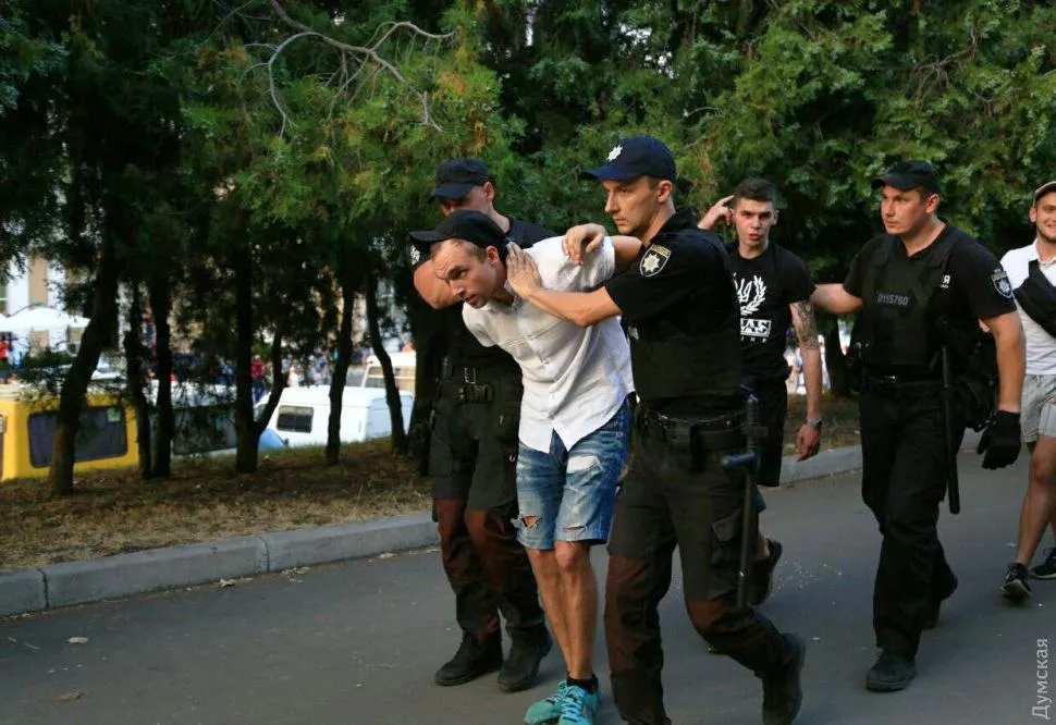 Одеса Суперкубок футбол поліція затримання вболівальники Одеса Суперкубок футбол поліція затримання вболівальники