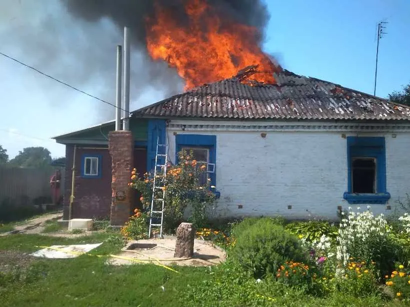 Внаслідок пожежі під Києвом загинули двоє дітей
