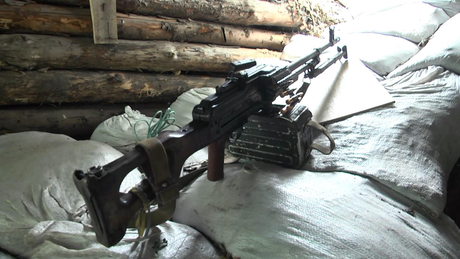 Перемир'я, якого нема: репортаж з контрольного пункту "Мар'їнка" Перемир'я, якого нема: репортаж з контрольного пункту "Мар'їнка"