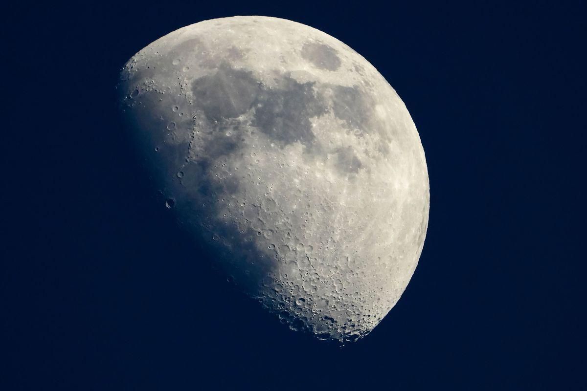 Ученые выяснили интересный факт о Луне