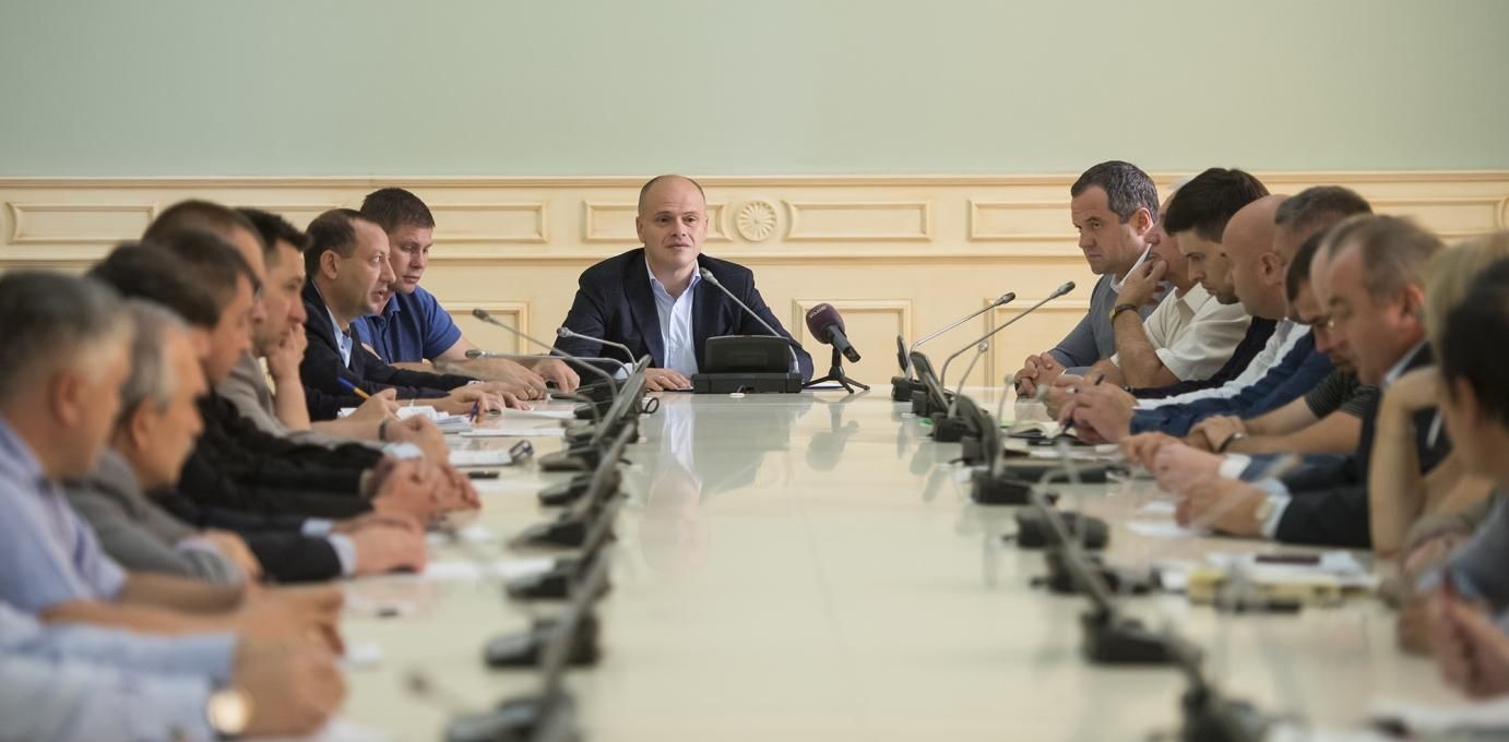 Основатель клиники "Борис" стал советником президента Зеленского Основатель клиники "Борис" стал советником президента Зеленского