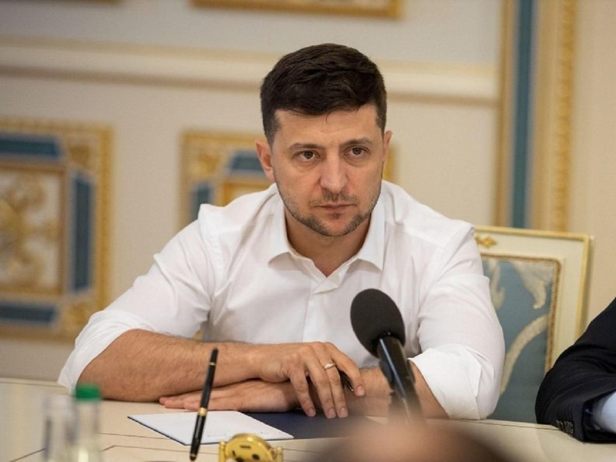 Готуйтесь, ми вас викличемо: Зеленський пообіцяв розібратись з головним прокурором Черкащини Готуйтесь, ми вас викличемо: Зеленський пообіцяв розібратись з головним прокурором Черкащини