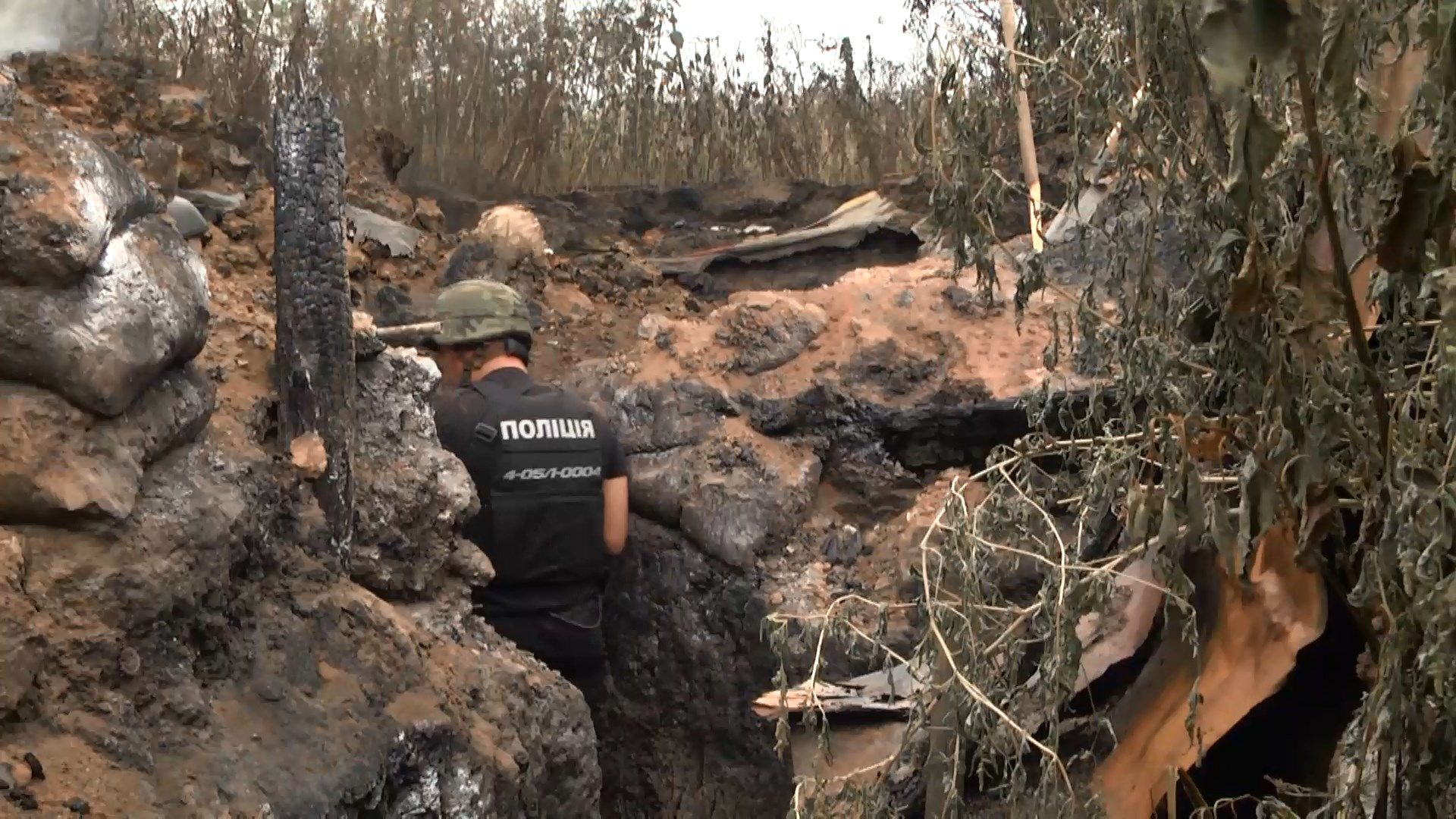 Бойовики поцілили в позицію українських військових: фото та відео