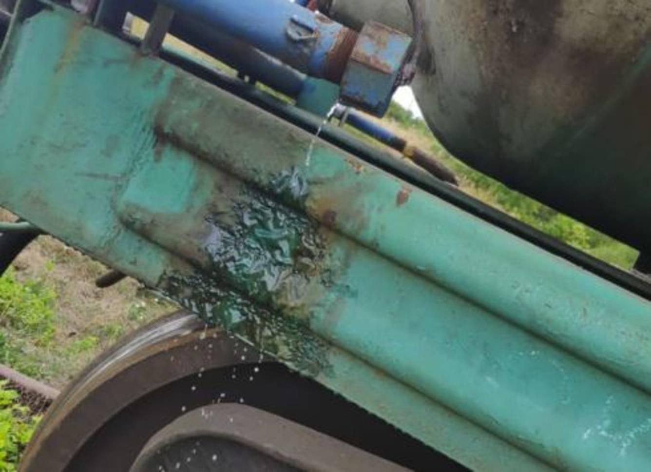 На Миколаївщині стався витік небезпечної хімічної речовини: фото, відео На Миколаївщині стався витік небезпечної хімічної речовини: фото, відео