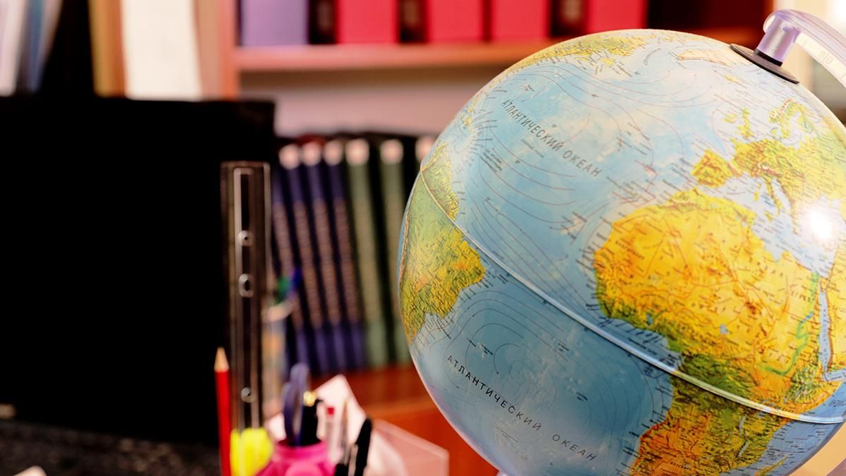 Дистанционное образование 2019 в школе - преимущества и недостатки Дистанционное образование 2019 в школе - преимущества и недостатки