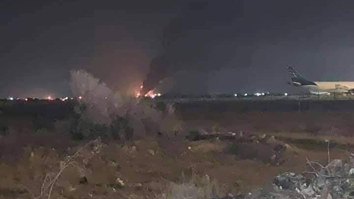 Український літак з гуманітарним вантажем знищили у Лівії: фото, відео 