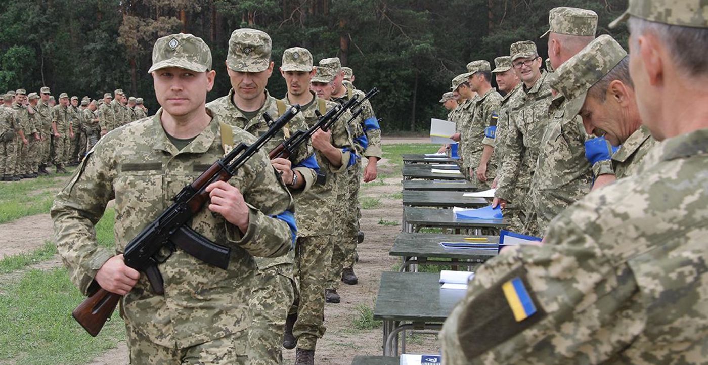 На Черкасщине военные провели учебные стрельбы: фото