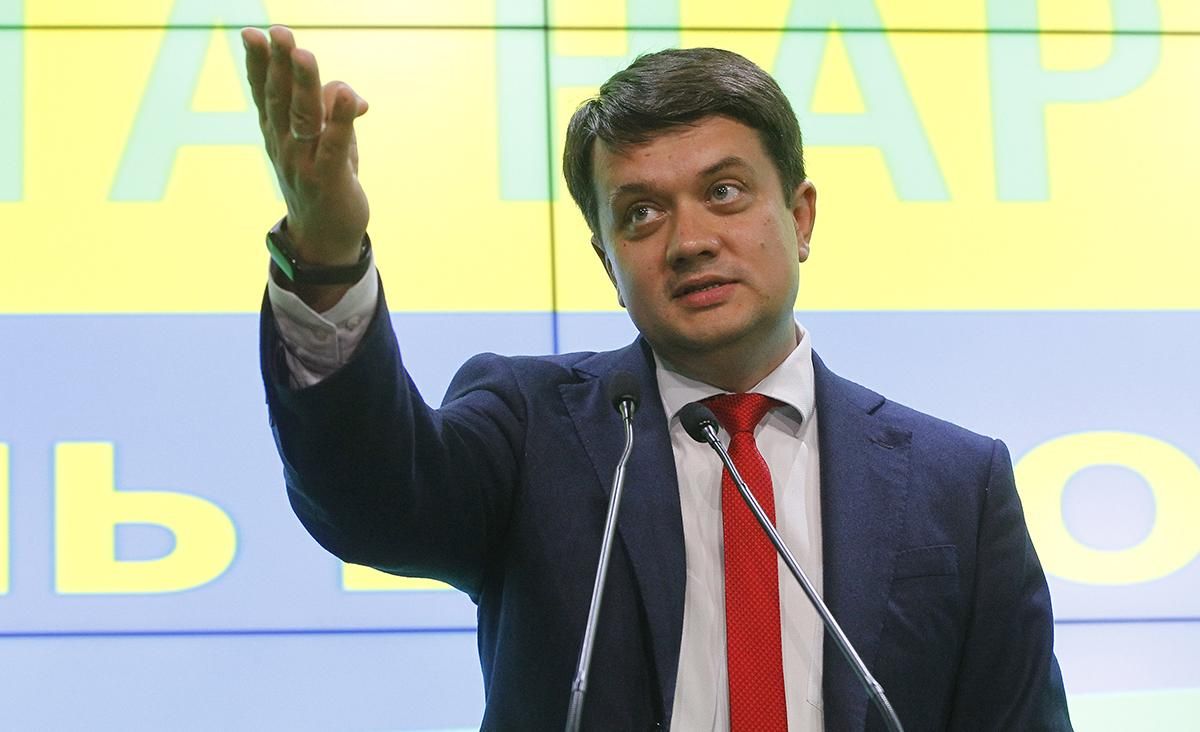 Разумков нашел виновного в том, что освобождение моряков сорвалось Разумков нашел виновного в том, что освобождение моряков сорвалось