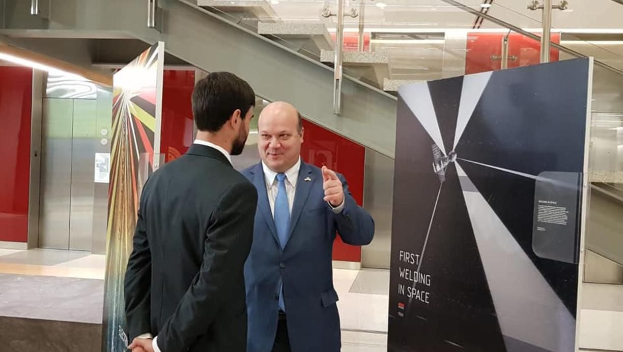 Україна та США почали спільний проект в сфері ядерної енергетики Україна та США почали спільний проект в сфері ядерної енергетики