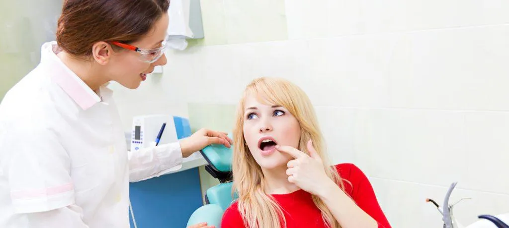 Що призводить до ерозії емалі зуба Що призводить до ерозії емалі зуба