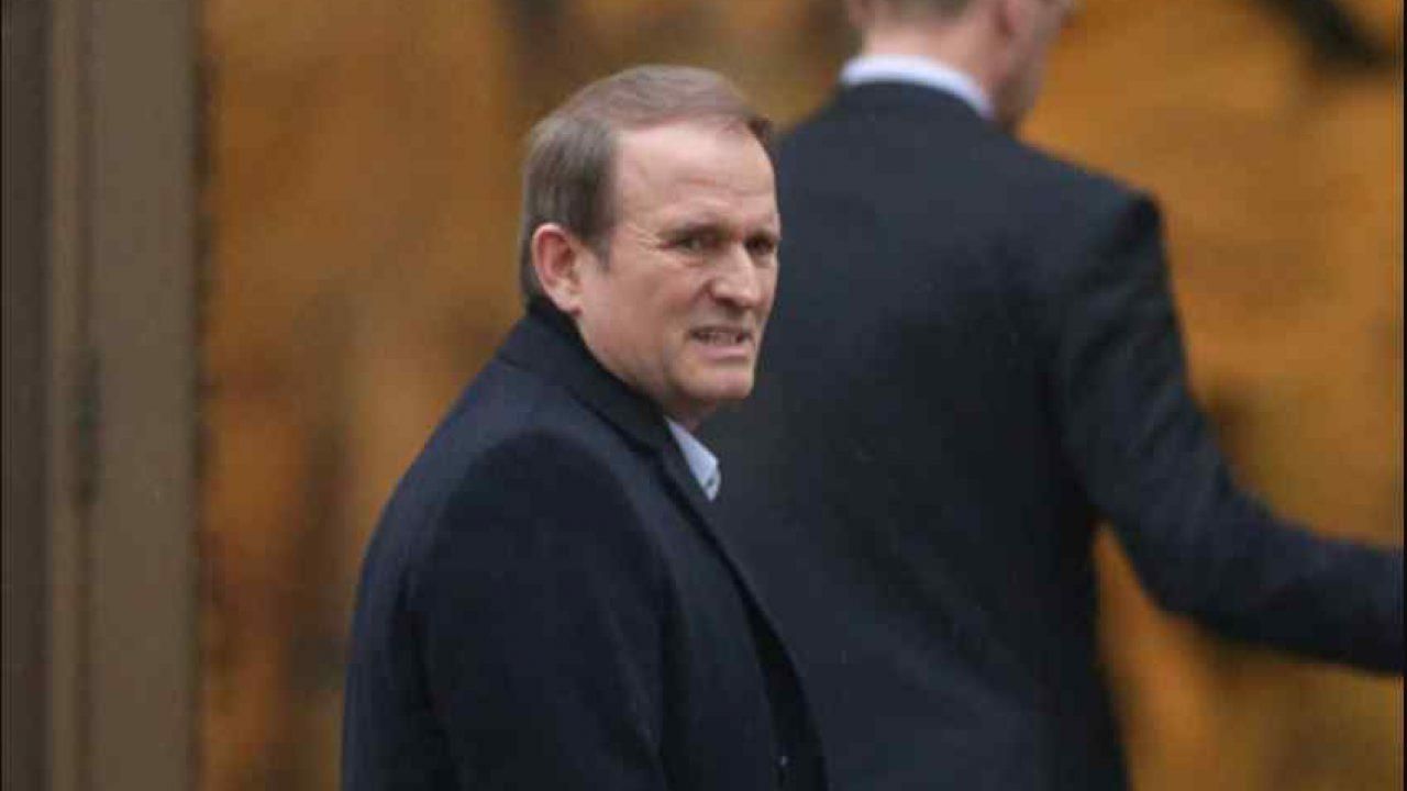 Как спецпошлина на топливо из РФ влияет на структуры Медведчука Как спецпошлина на топливо из РФ влияет на структуры Медведчука