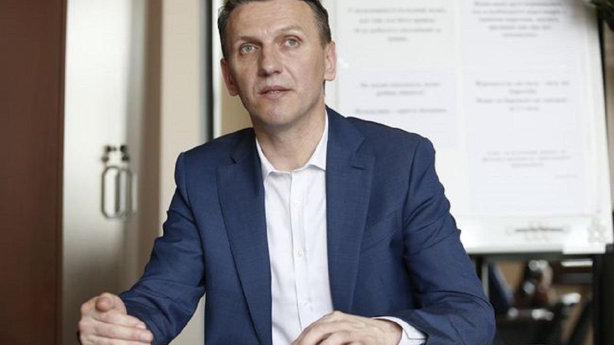 Суд зобов'язав НАБУ відкрити справу проти директора ДБР Труби Суд зобов'язав НАБУ відкрити справу проти директора ДБР Труби