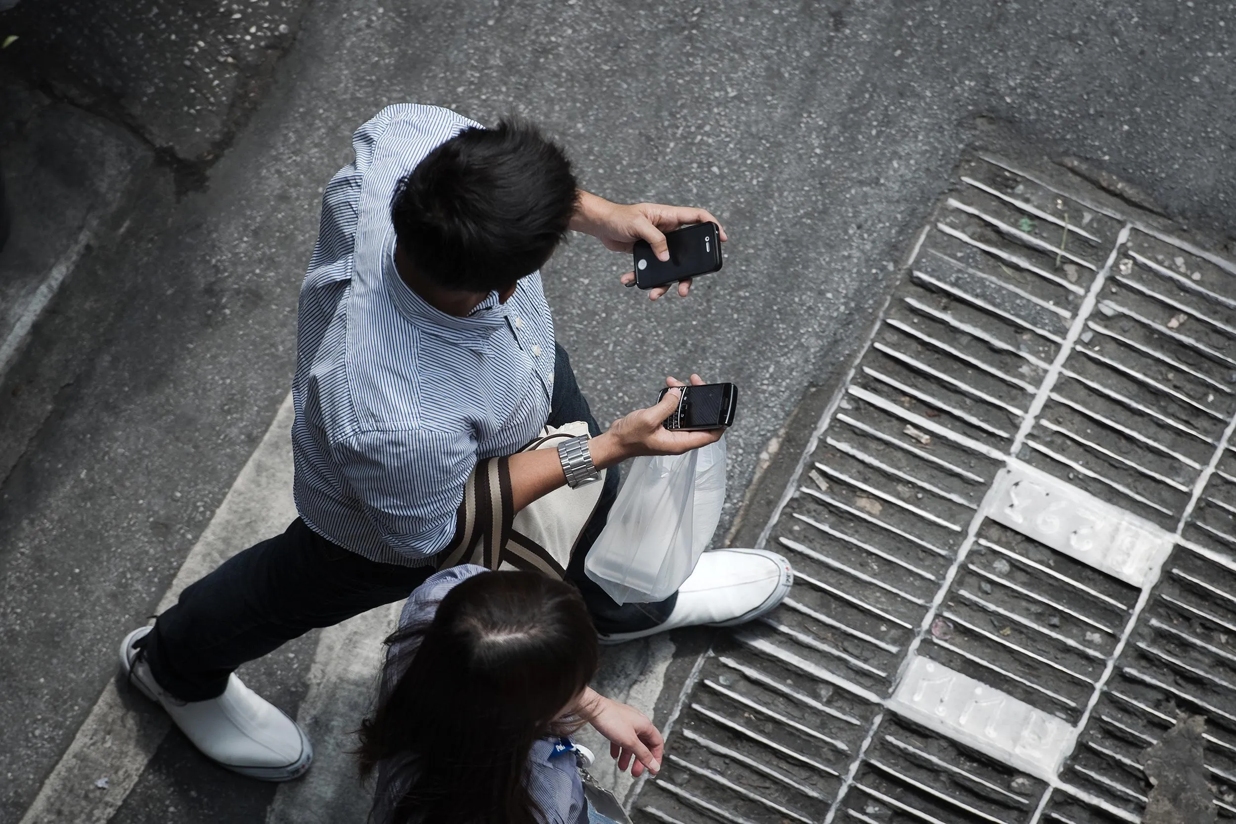 Facebook прослуховують особисті аудіоповідомлення Facebook прослуховують особисті аудіоповідомлення