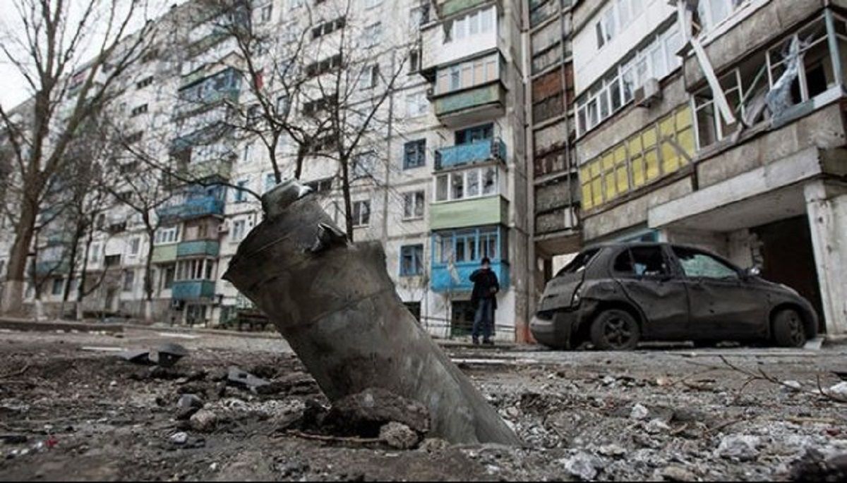 Корректировщик обстрела Мариуполя вышел на свободу: его встретили активисты – фото и видео Корректировщик обстрела Мариуполя вышел на свободу: его встретили активисты – фото и видео