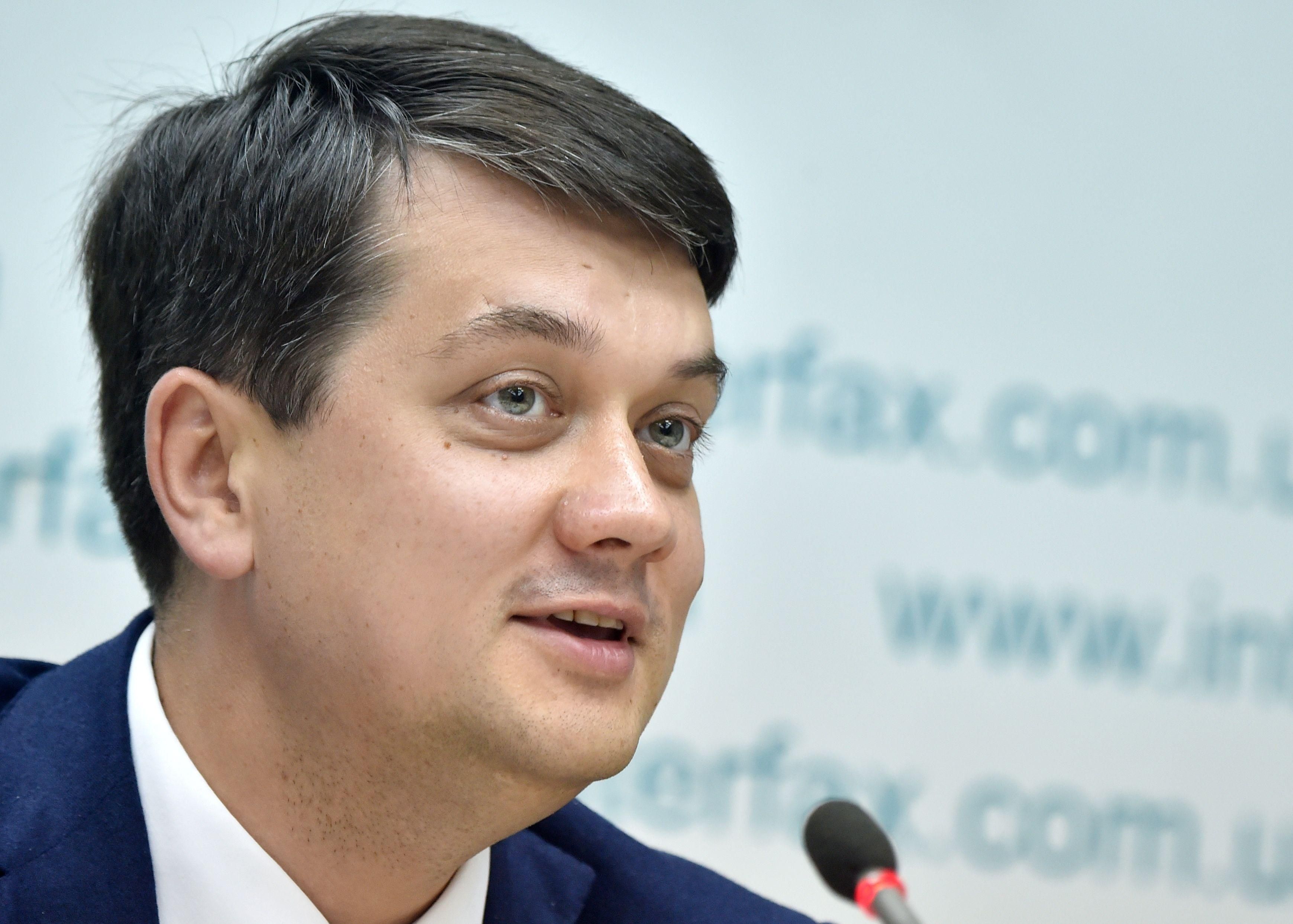 Разумков: Создавать министерства, руководителей которых ловят на взятках, нет смысла Разумков: Создавать министерства, руководителей которых ловят на взятках, нет смысла