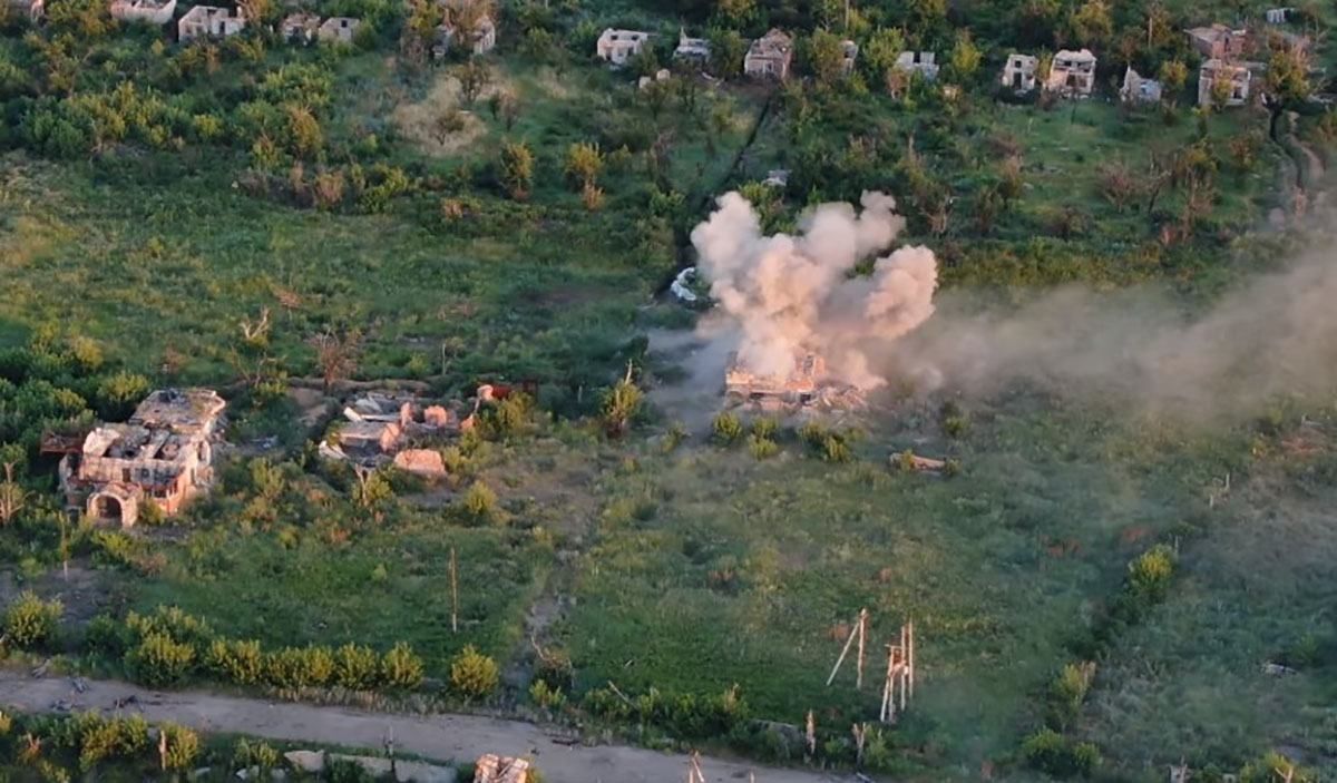 Бойцы ВСУ мощным ударом ответили на обстрел боевиков: видео