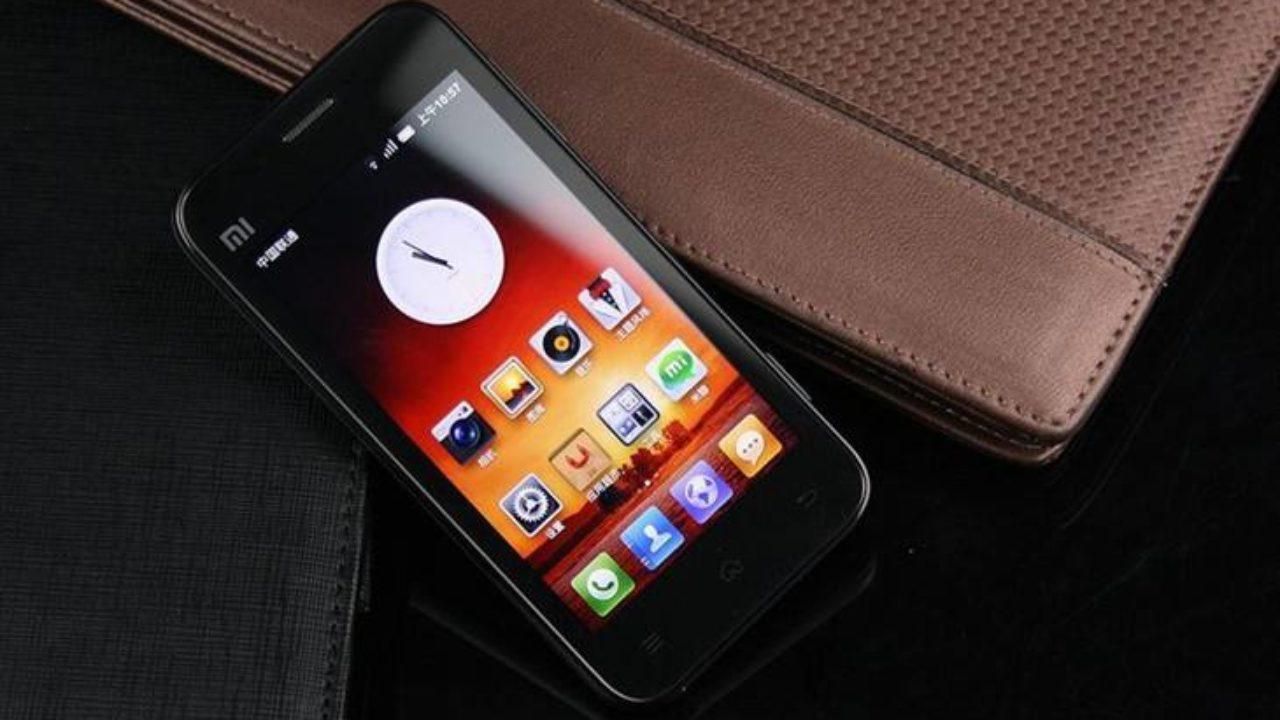 Як виглядав перший смартфон Xiaomi: його характеристики та ціна