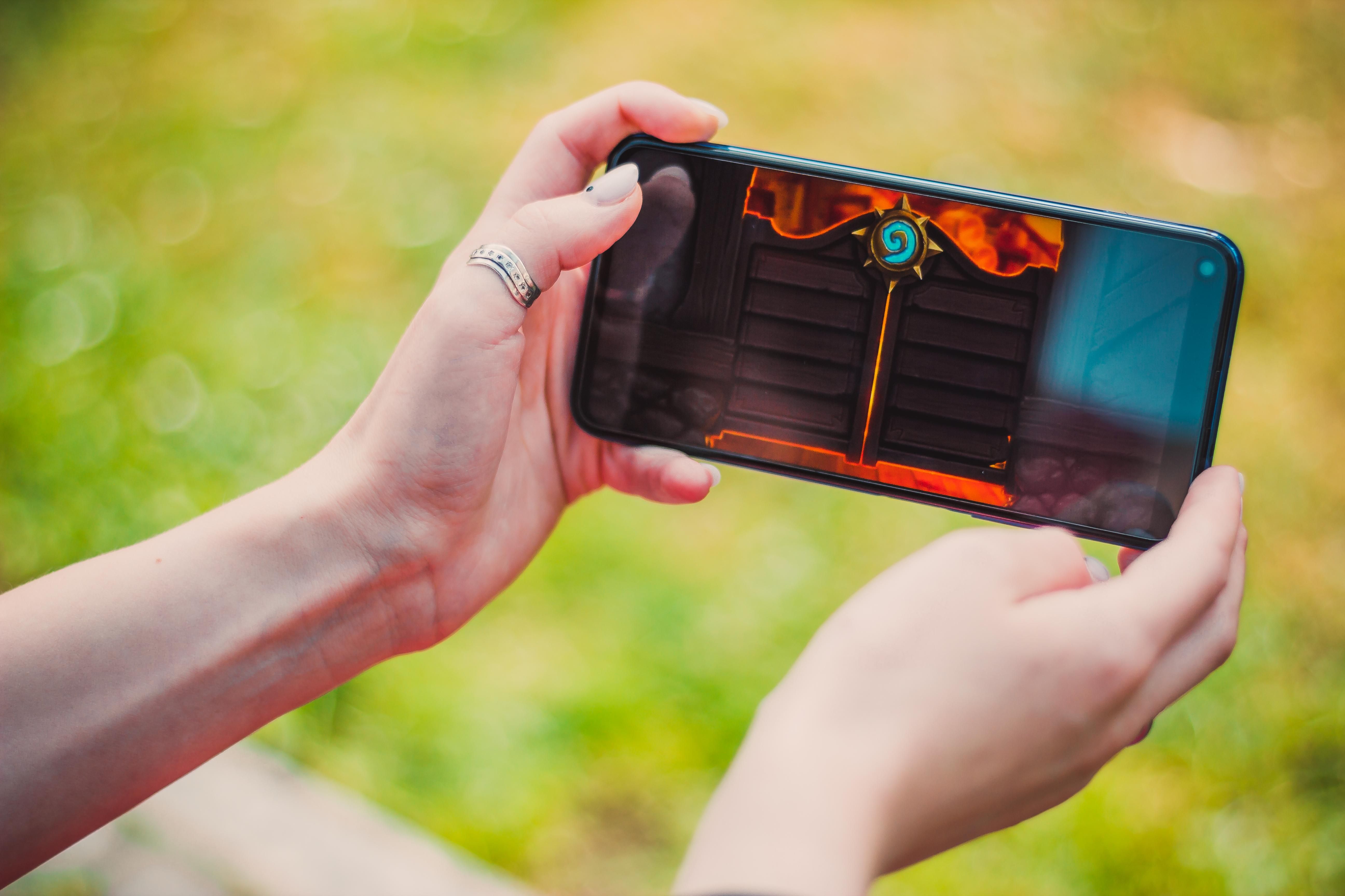 В Україні поширюється шахрайство зі смартфонами: як уникнути розводу В Україні поширюється шахрайство зі смартфонами: як уникнути розводу