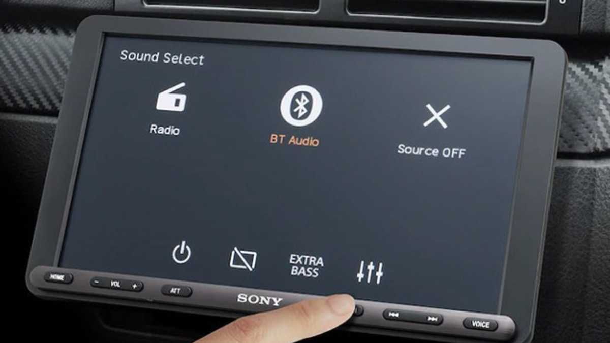 Sony випустила магнітолу з великим дисплеєм Sony випустила магнітолу з великим дисплеєм