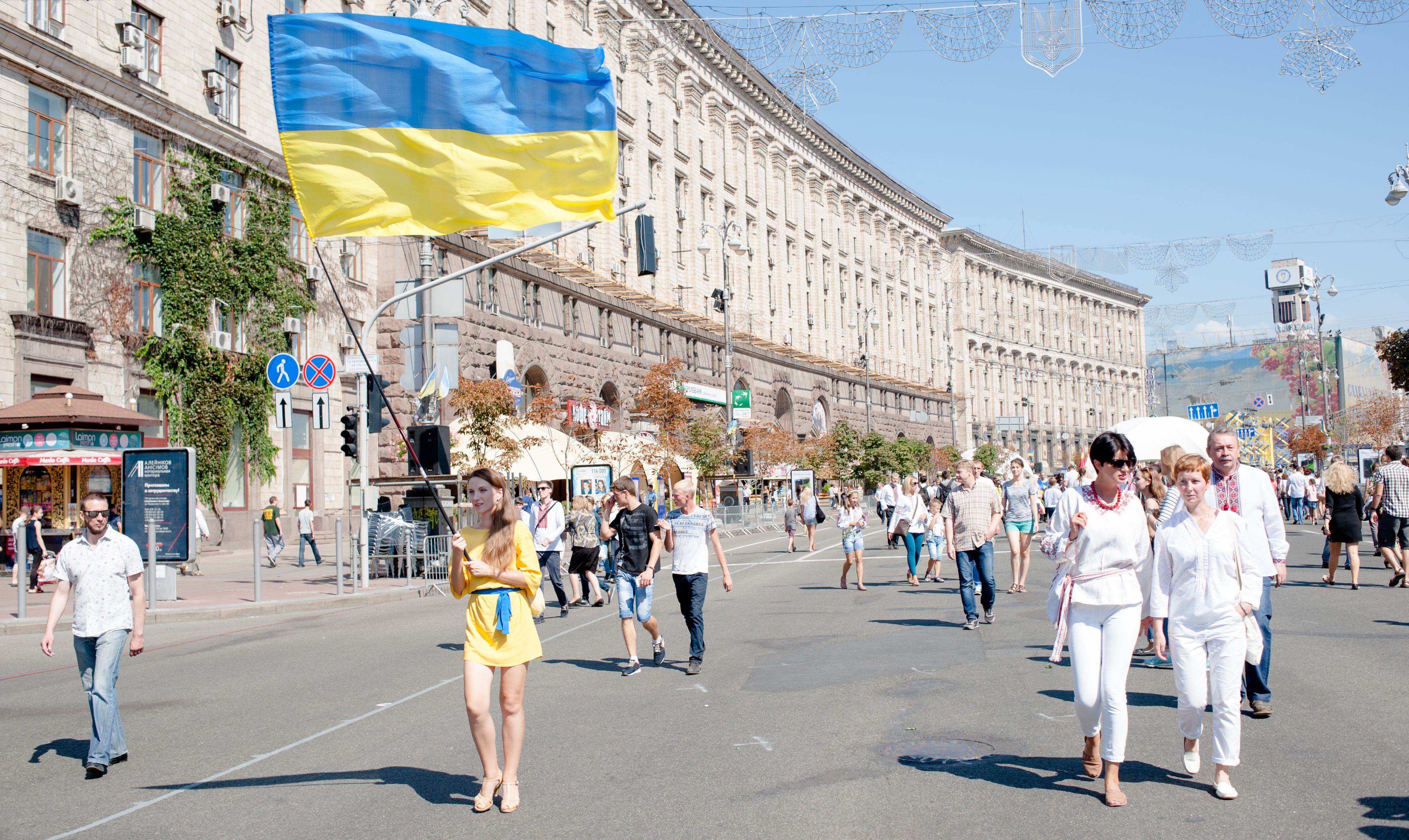 Усе добровільно, – Офіс Зеленського про збір бюджетників на репетицію Дня Незалежності