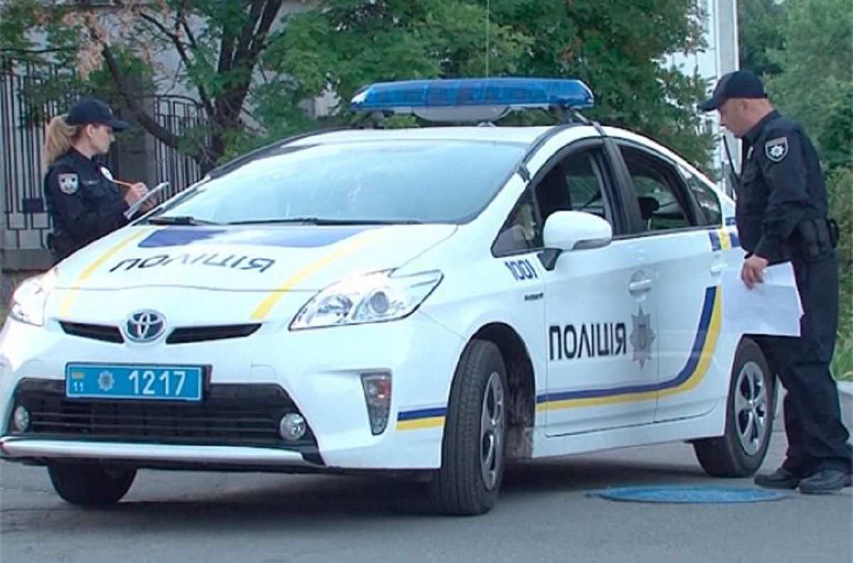 На Київщині водій-порушник помер після зупинки патрульними