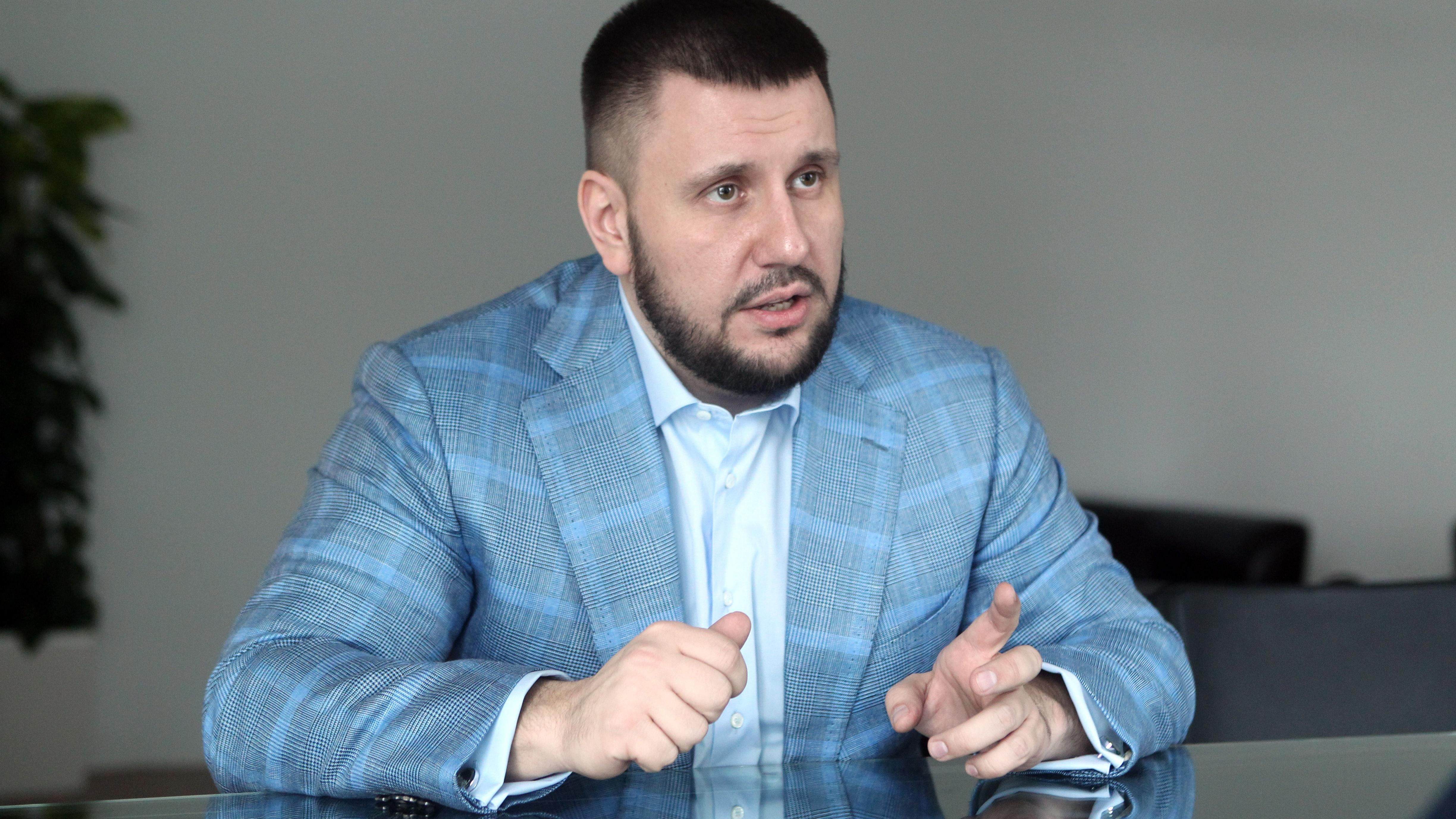 Суд заочно арештував міністра доходів часів Януковича Суд заочно арештував міністра доходів часів Януковича