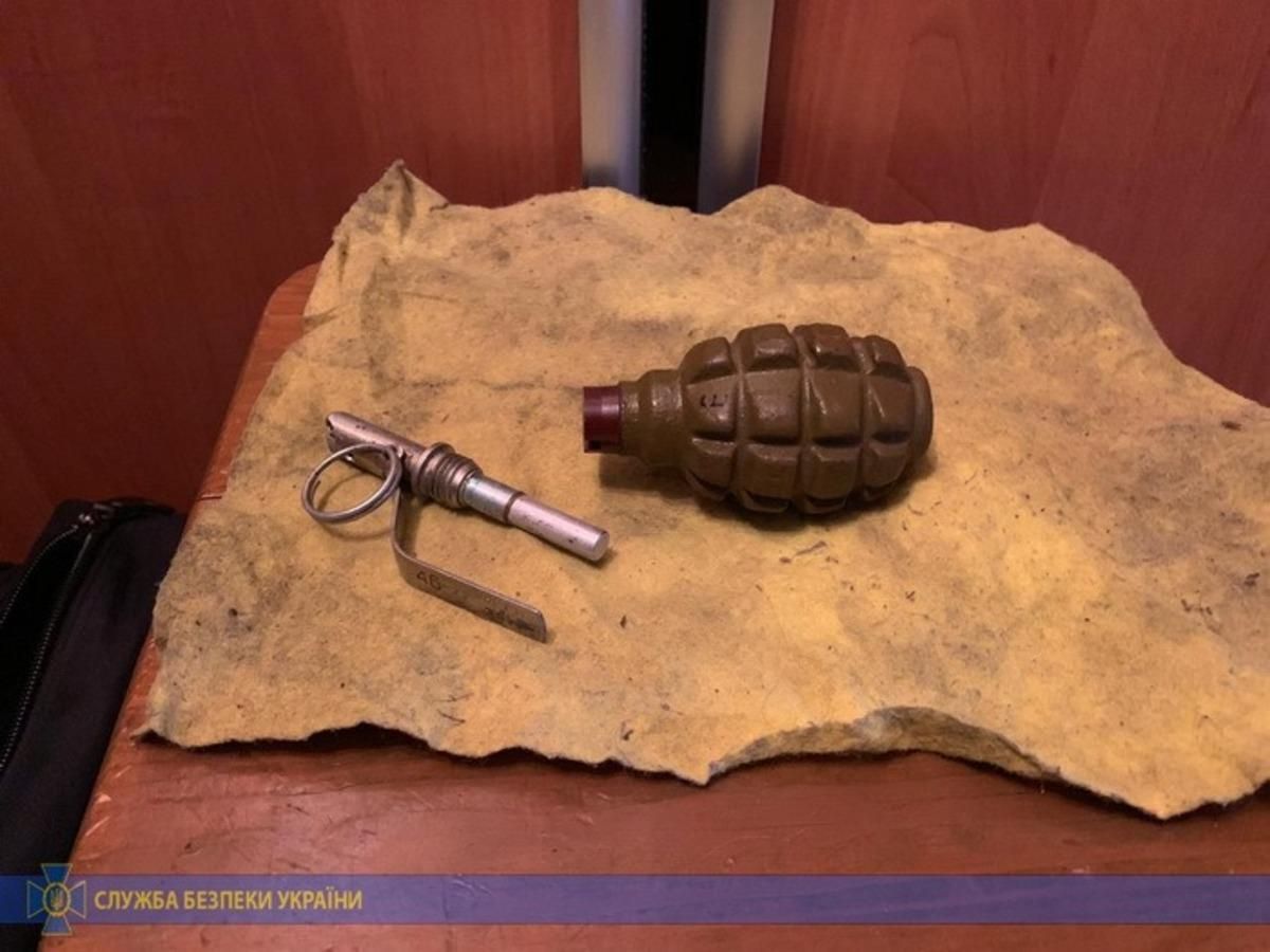 СБУ затримала радикала, що міг планувати теракт на концерті "Квартал-Фесту": фото СБУ затримала радикала, що міг планувати теракт на концерті "Квартал-Фесту": фото